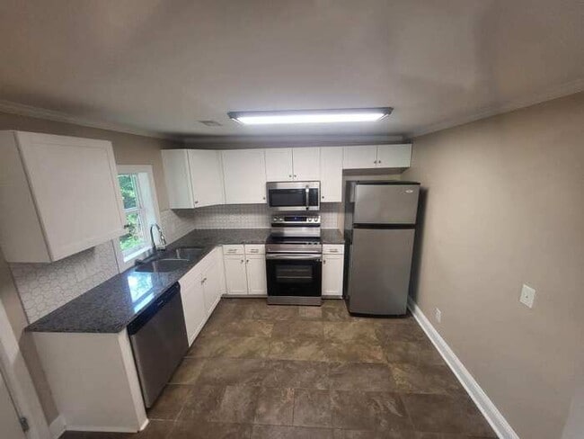 309 W Martin St in Benson, NC - Building Photo - Building Photo