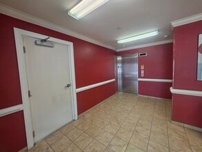 810 W Princess Anne Rd in Norfolk, VA - Building Photo - Building Photo
