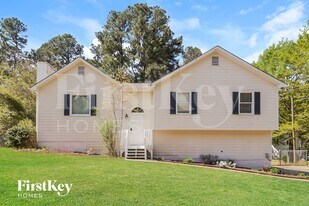 216 Silverthorne Pass in Douglasville, GA - Building Photo