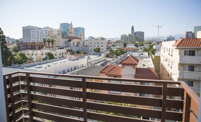 Francis Bliss in Los Angeles, CA - Building Photo - Building Photo