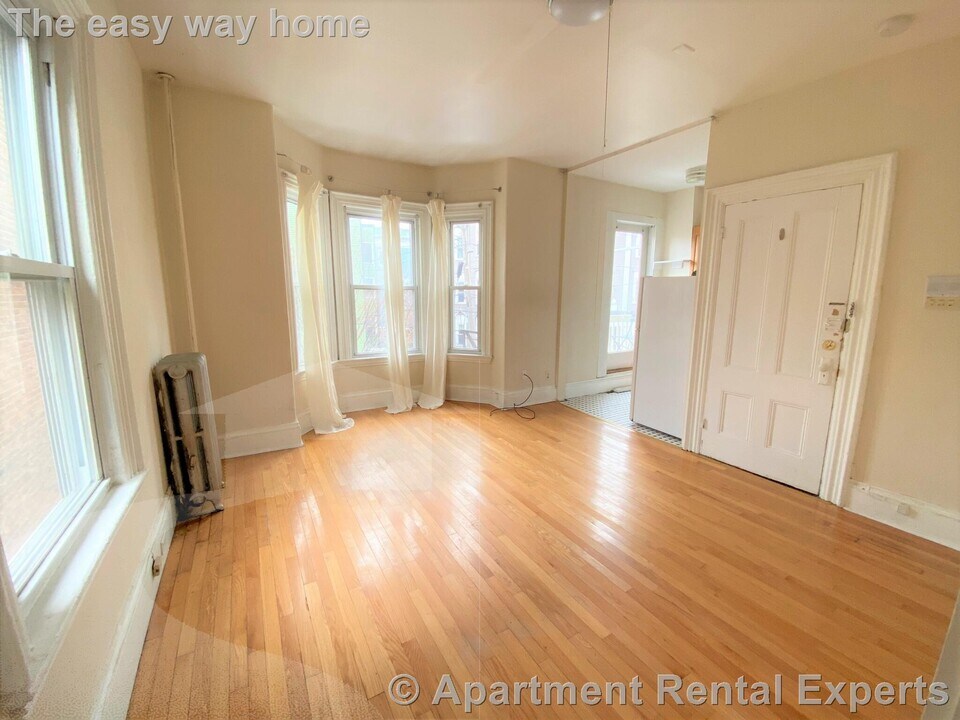 89-91 Hancock St Unit #10, Unit #10 in Cambridge, MA - Building Photo