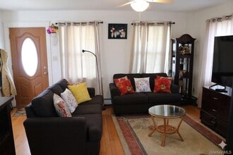 39 Edwards St in Patchogue, NY - Building Photo - Building Photo