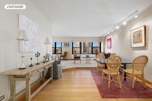 20 W 64th St in New York, NY - Building Photo