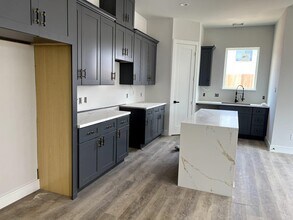 6407 Sidney St in Houston, TX - Building Photo - Building Photo