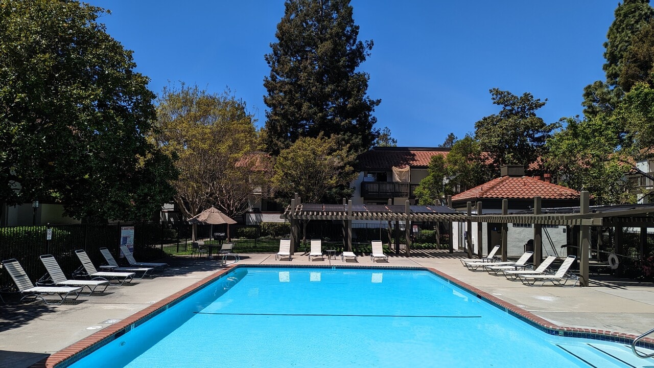 606 San Conrado Ter in Sunnyvale, CA - Foto de edificio