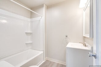 2726 W Spencer St in Appleton, WI - Building Photo - Building Photo