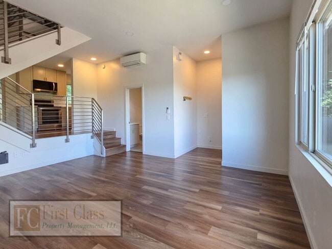 property at 2786 NW Quimby St
