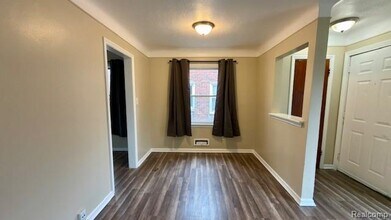 26488 Stollman Dr in Inkster, MI - Building Photo - Building Photo