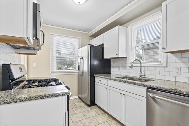 12948 Cunningham St in Southgate, MI - Building Photo - Building Photo