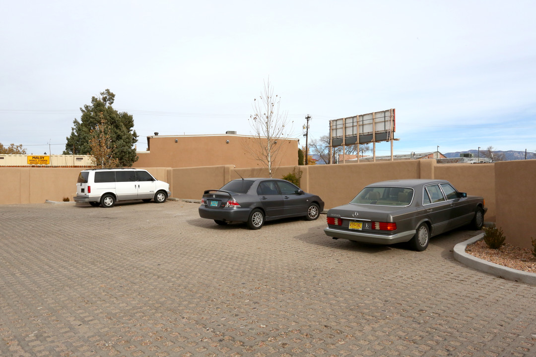 Old Town Casitas in Albuquerque, NM - Building Photo