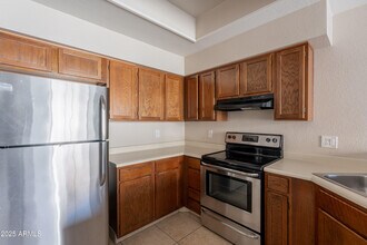 9439 N 59th Ave in Glendale, AZ - Building Photo - Building Photo