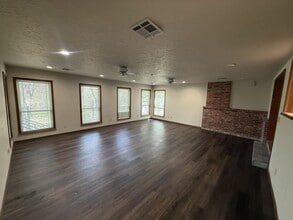 708 S Monte Vista St in Ada, OK - Building Photo - Building Photo