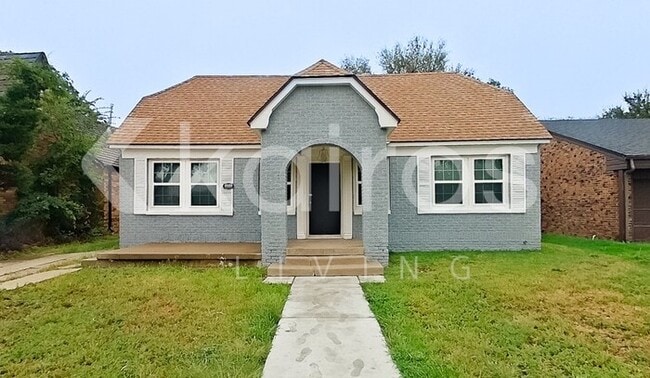 property at 2039 S Ong St