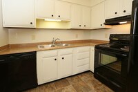 Interior Photo - Four Seasons Apartamentos in Louisville, Kentucky