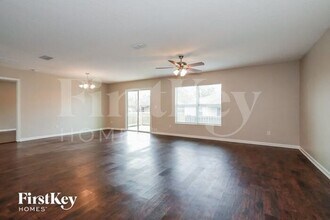 3854 Falcon Crest Dr in Green Cove Springs, FL - Building Photo - Building Photo