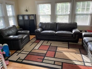 75 Wallingford Rd, Unit 1 in Boston, MA - Building Photo - Building Photo