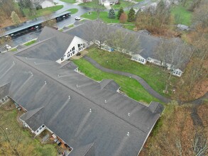 Sterling Oaks Senior Apartments in Portage, MI - Building Photo - Building Photo