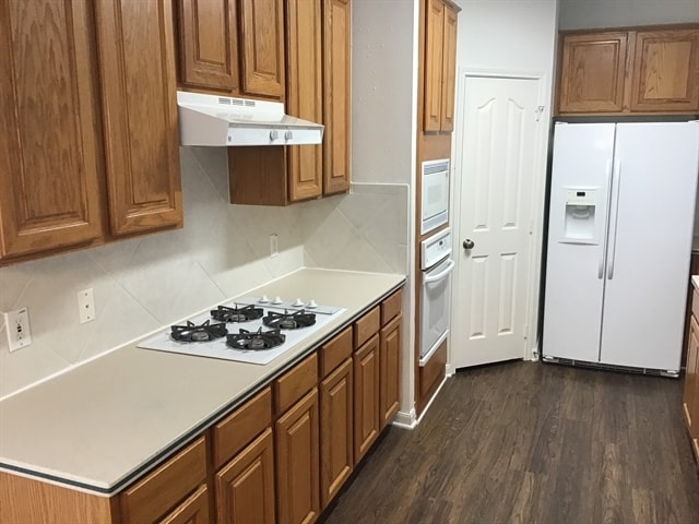 22327 Merabrook Dr in Katy, TX - Foto de edificio - Building Photo