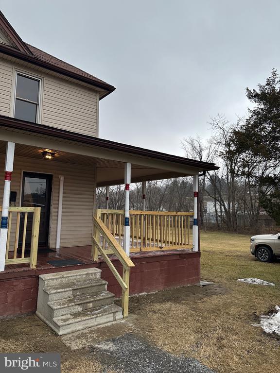 15 Myers Rd in Berkeley Springs, WV - Building Photo - Building Photo