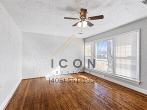 3233 NW 44th St in Oklahoma City, OK - Building Photo - Building Photo