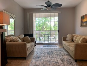 1600 Long Grove Dr, Unit 926 in Mount Pleasant, SC - Foto de edificio - Building Photo