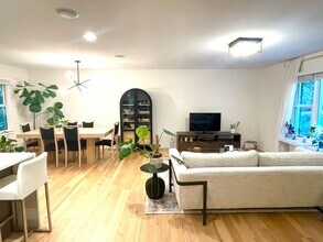 2805 Old Orchard Rd in Raleigh, NC - Building Photo - Building Photo