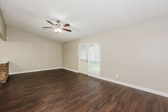 629 Dawn Dr in Garland, TX - Building Photo - Building Photo