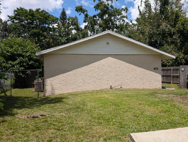 4512 E 10th Ave in Tampa, FL - Building Photo - Building Photo
