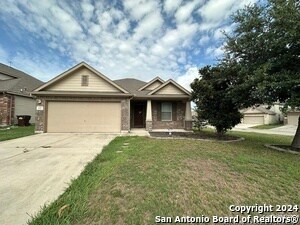 3327 Candlemoon Dr in San Antonio, TX - Building Photo