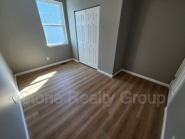 property at 1162 W Ewing St