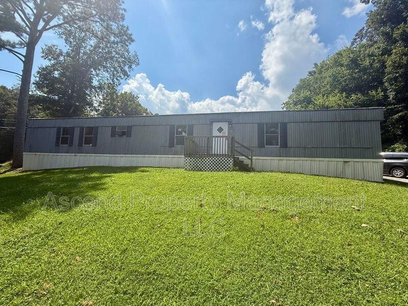 8903 Nelson Rd in Soddy Daisy, TN - Building Photo