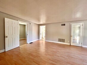 2532-2534 Maffett St in Muskegon Heights, MI - Building Photo - Building Photo