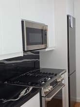 11355 Washington Pl in Los Angeles, CA - Building Photo - Building Photo