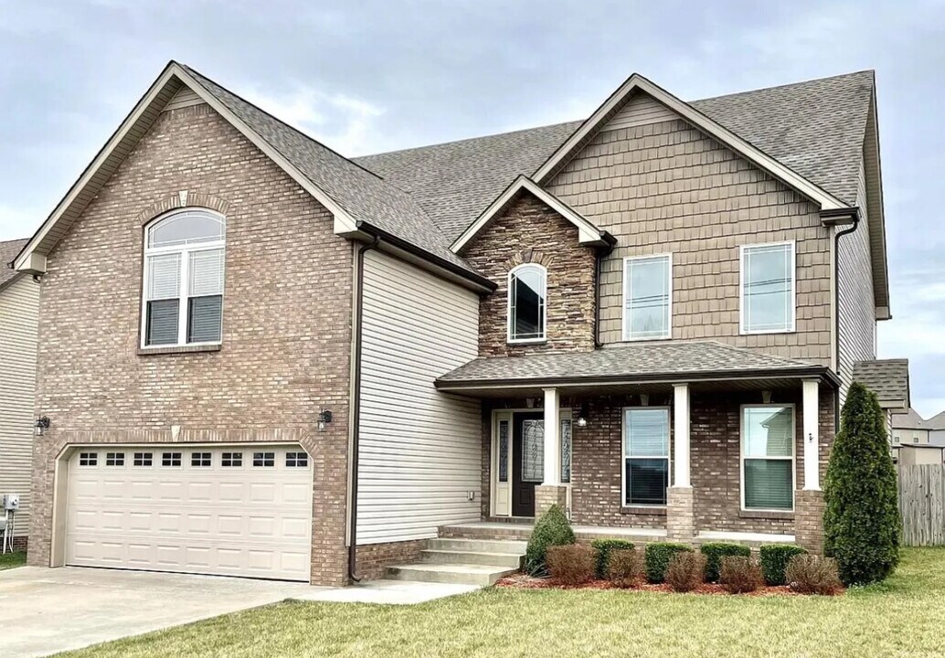1741 Autumnwood Blvd in Clarksville, TN - Building Photo