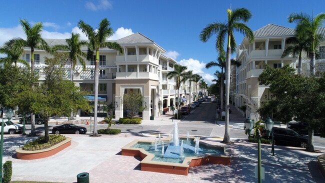1200 Town Center Dr in Jupiter, FL - Foto de edificio - Building Photo
