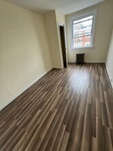 7101 Radbourne Rd in Upper Darby, PA - Building Photo - Building Photo