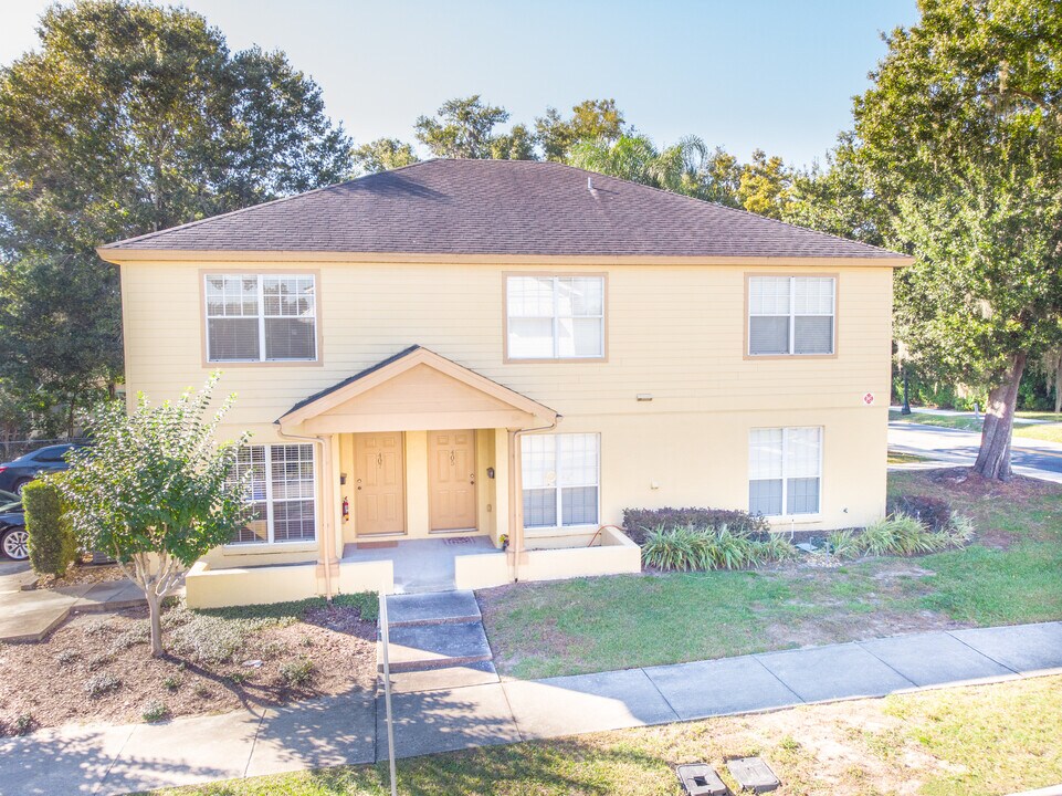 405 S Lake Ave, Unit 741 E Lime in Lakeland, FL - Building Photo