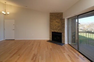 104 Mountain Rd in Glen Burnie, MD - Building Photo - Building Photo