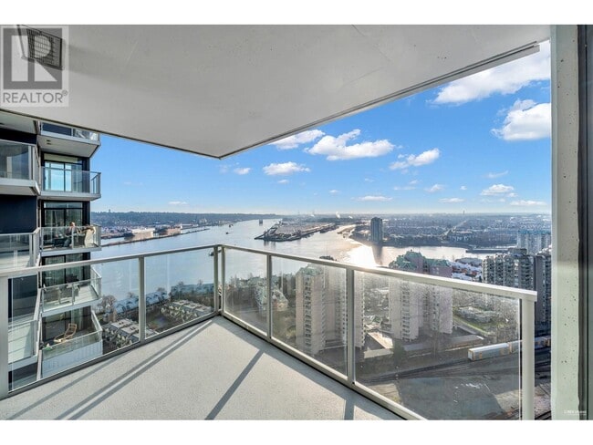 property at 900-1900 Carnarvon St