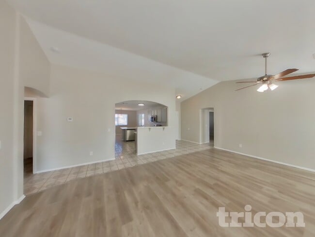 8605 West Campbell Ave in Phoenix, AZ - Building Photo - Building Photo