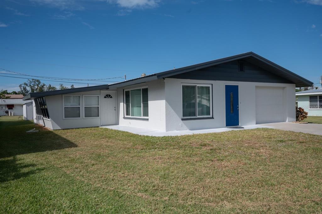 3724 117th St W in Bradenton, FL - Building Photo