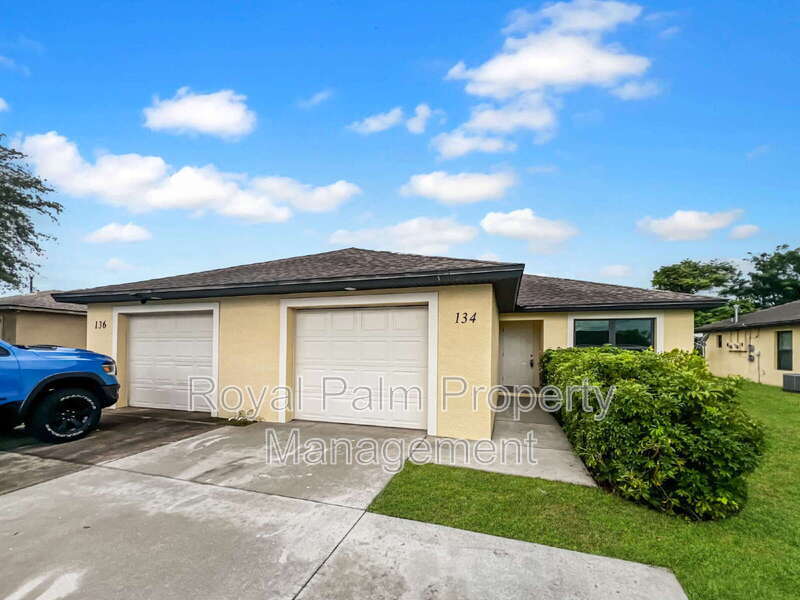 134 Cultural Park Blvd in Cape Coral, FL - Building Photo