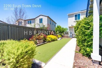 2290 Ellis Town Dr in Tracy, CA - Building Photo - Building Photo