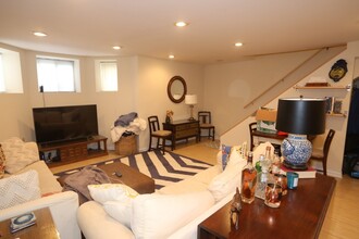 2137 N Sheffield Ave, Unit G07C in Chicago, IL - Foto de edificio - Building Photo
