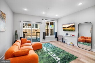 1924 N 6th St, Unit 2 in Philadelphia, PA - Foto de edificio - Building Photo