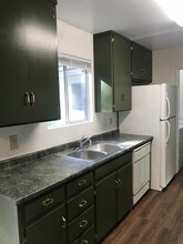 1059 La Mesa Dr in Chico, CA - Building Photo - Building Photo