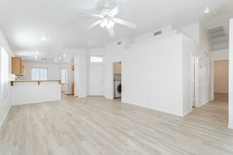 286 Heatherstone St in Henderson, NV - Foto de edificio - Building Photo