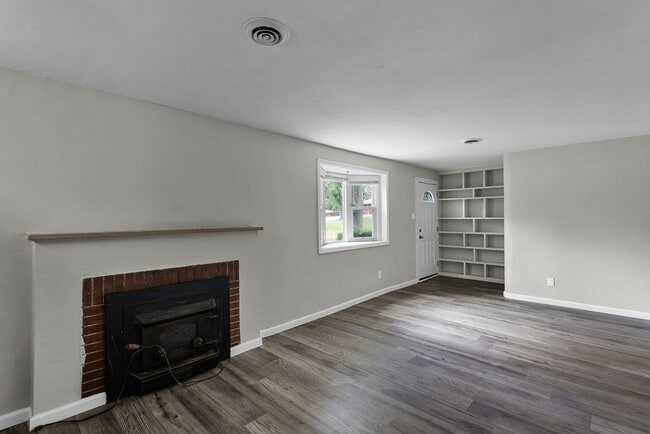 548 Hentschel Pl in Ferguson, MO - Building Photo - Building Photo
