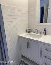 13 Dawn Ct in Tinton Falls, NJ - Building Photo - Building Photo