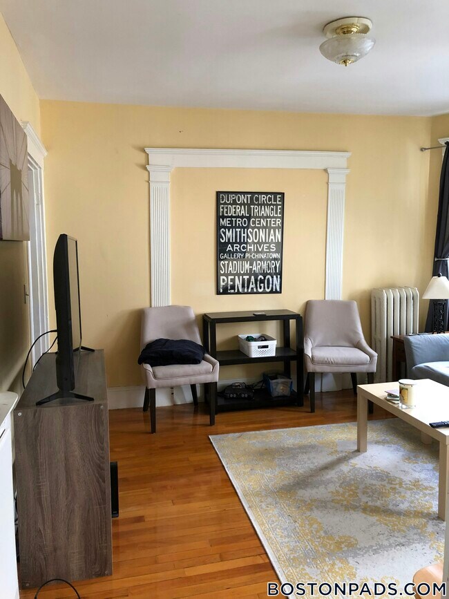 55 Bristol Rd in Medford, MA - Building Photo - Building Photo
